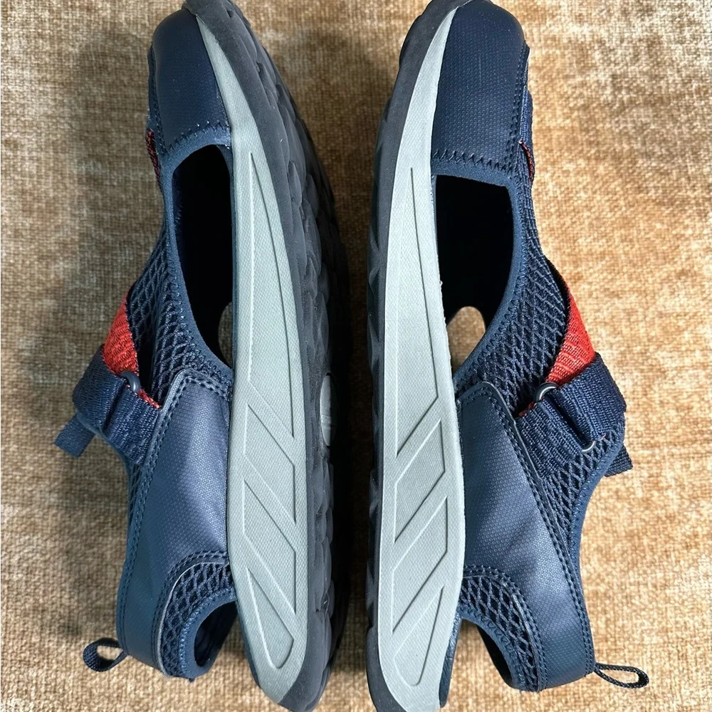 Ozark Trails Blue/Red Open Toe Sandals/Shoes Size 13